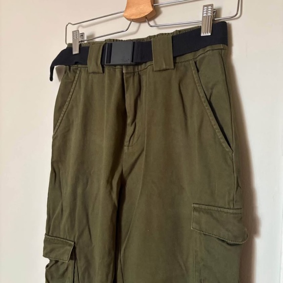 SOLD // TNA Army Green Cargo High-Waisted Pants - Picture 2 of 4